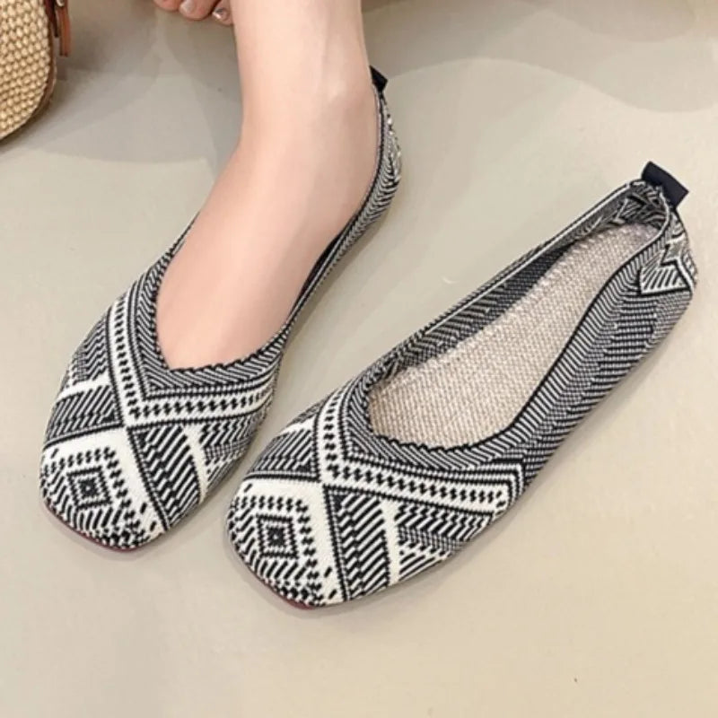 Women's Square Closed Toe Comfortable Lightweight Flat Single Shoes Zpaxo black 35