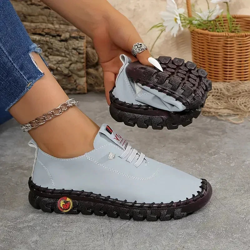 New Women Sneakers Comfortable Soft Leather Loafers Shoes for Women Hand Sewing Thread Mom Shoes Fashion Outdoor Sneakers Women Zpaxo