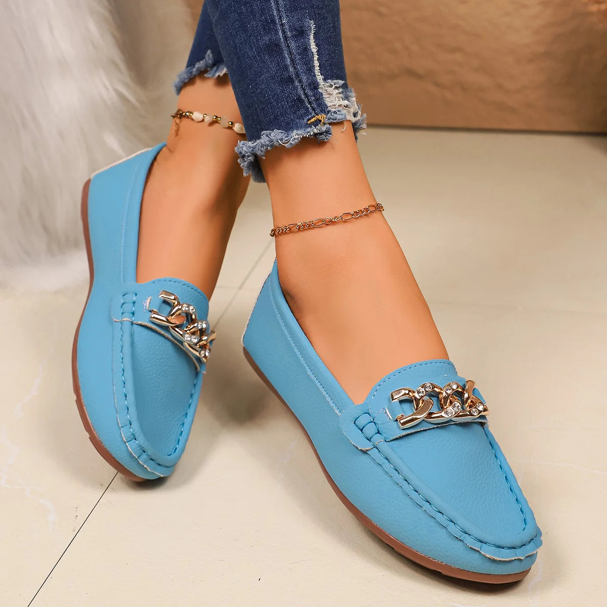 2025 New Women Loafers Round Head Comfortable Sneakers Women Trend Chain Casual Mother Shoes Spring Autumn New Bean Shoes Female Zpaxo