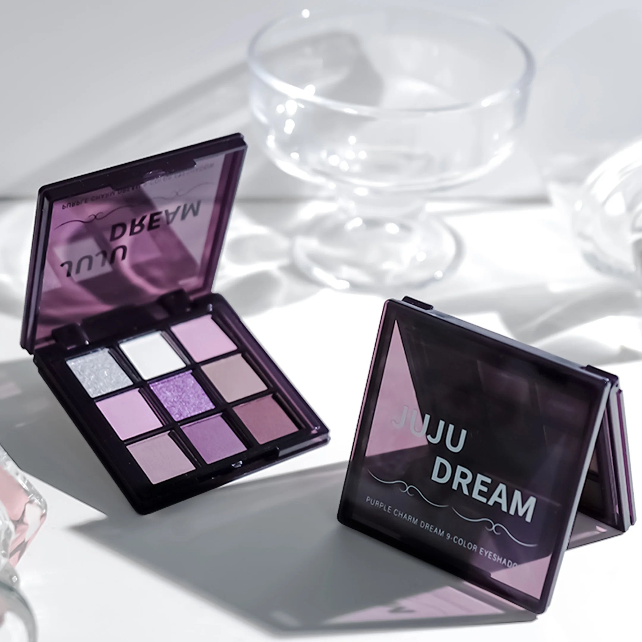 Eyeshadow palette, nine shades of smoky, matte, pearlescent, fine dark purple glitter, affordable makeup Zpaxo