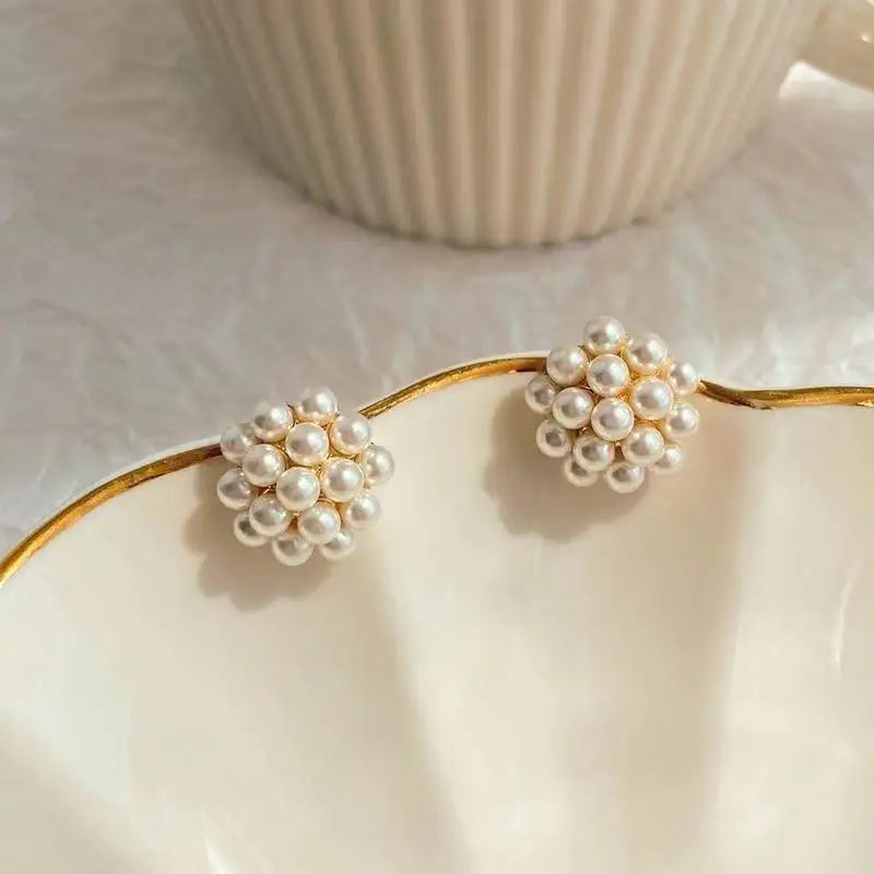 Vintage Gold Geometric Faux Pearl Stud Earrings – 2Pcs Bridal