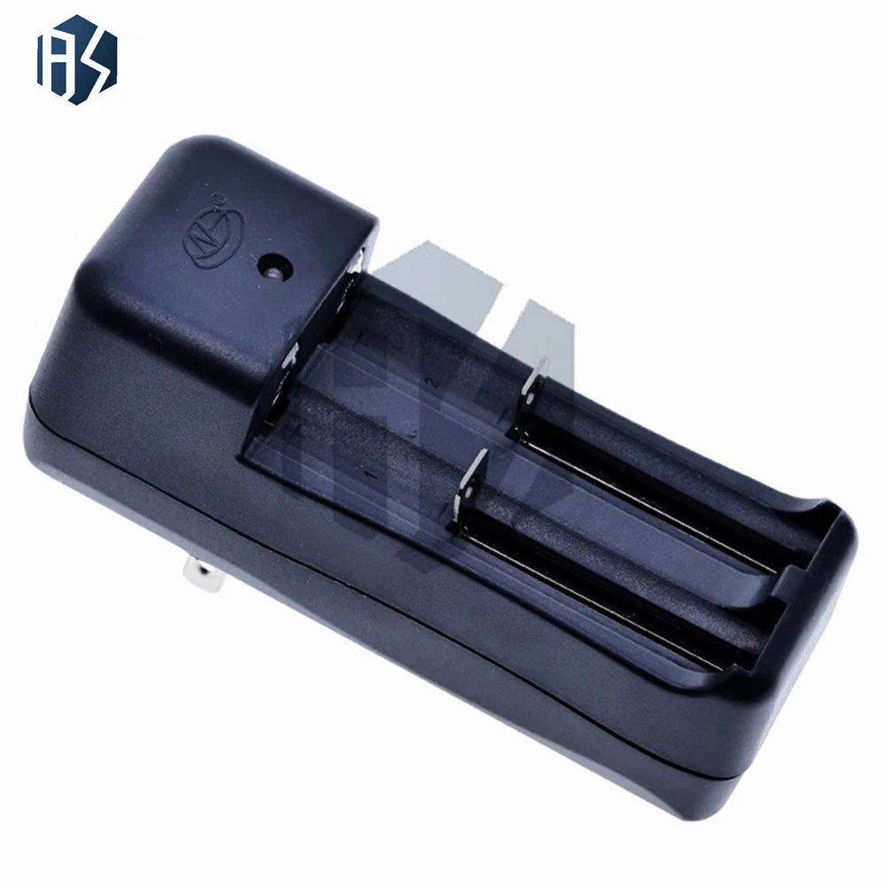 3.7V/4.2V Multi‑Battery Fast Charger, 18650/14500/26650 Compatible with Overcharge Protection & LED Zpaxo