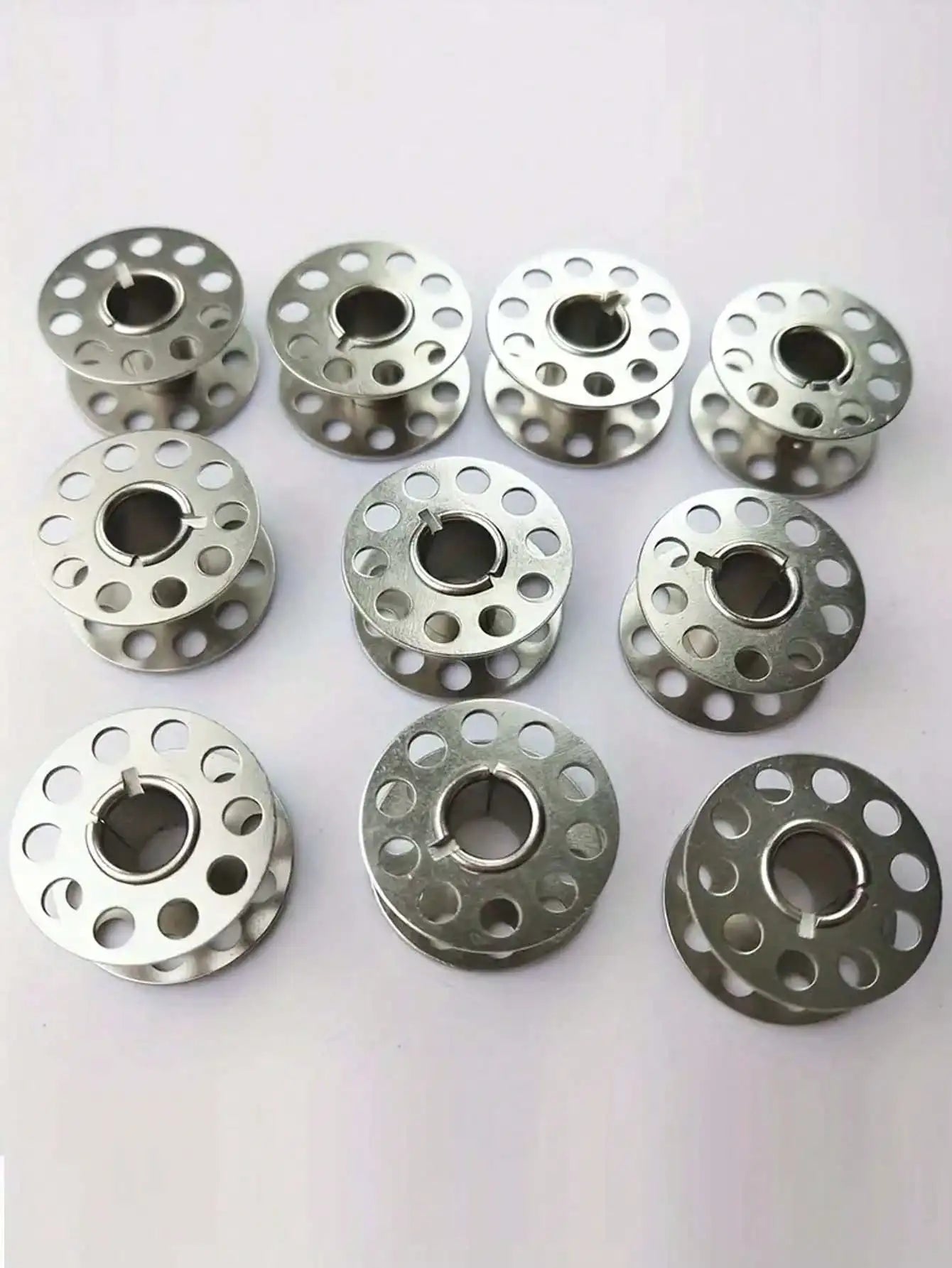 10/20pcs Aluminum Bobbins for Sewing Machines, Stainless Steel Thread Spools, Industrial Flat Car, Sewing Machine Thread Core Zpaxo 10PCS Style B
