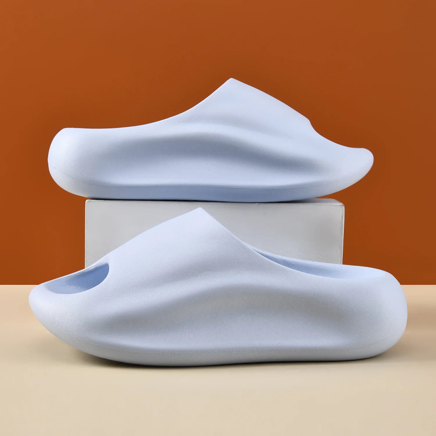 2025 Slippers Women Wear Sandals Couple Thick Bottom Step Shoes