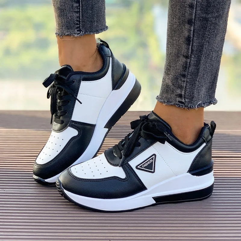 Women's Casual Breathable Lace-up Design Sneakers Spring Autumn Zpaxo