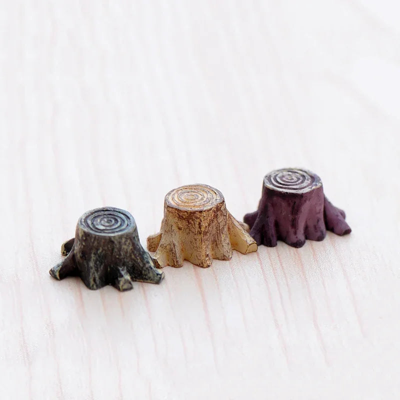Mini Tree Stump Resin Figurine – Fairy Garden DIY Ornament