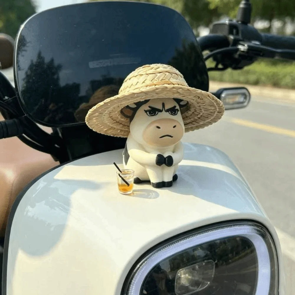 Cute Grass Cow Figure Aggrieved Decompression Car Ornament Ugly-cute Zpaxo