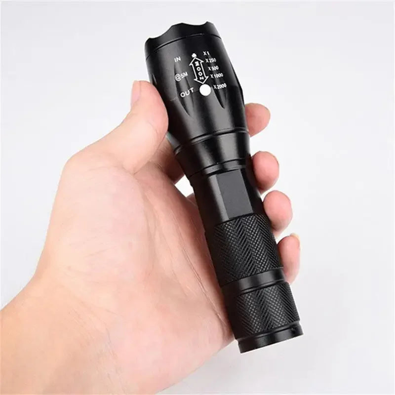 ESMARTER T6 LED Zoomable Flashlight – 800 Lumen Outdoor Torch