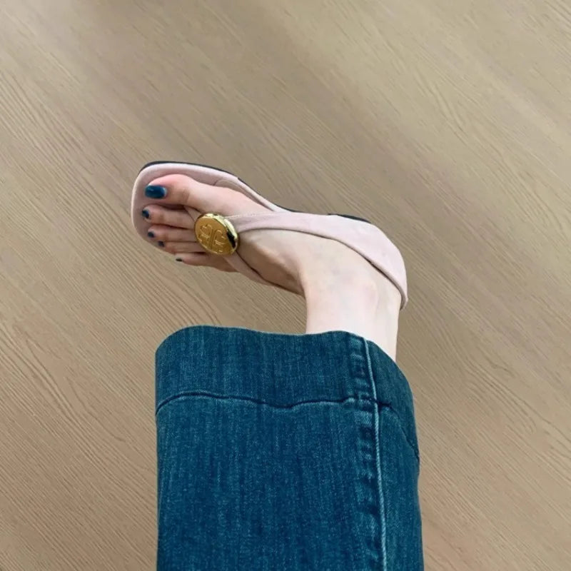 Shallow Mouth 1 Slip-on Flip-on Slippers 2025 New Summer Breathable Leaky Toe Slippers Casual Shoes Zpaxo