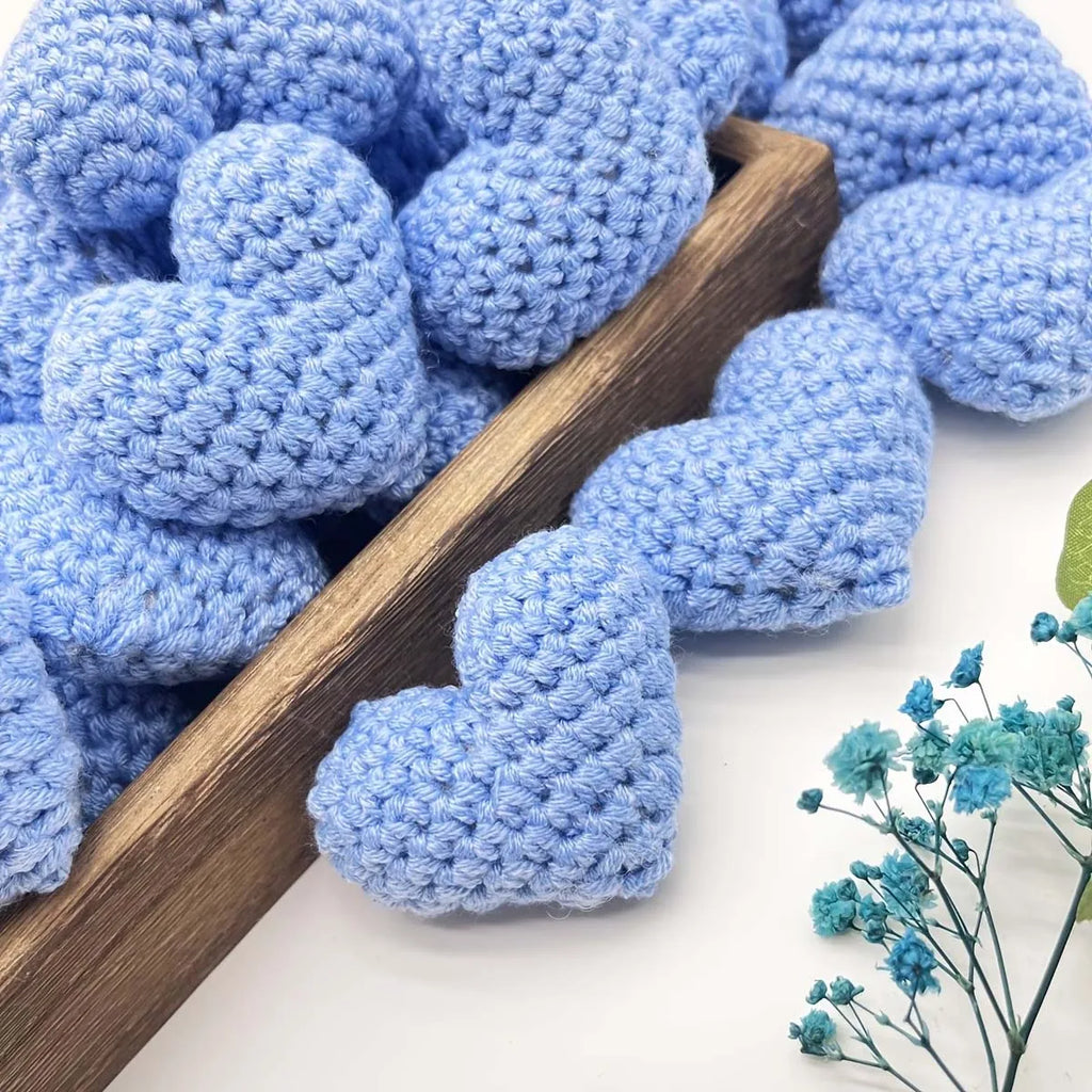 3pcs Knitted Hearts Valentine's Day Wedding Home Decoration Supplies, Handmade DIY Blue, Red, White, Pink Zpaxo