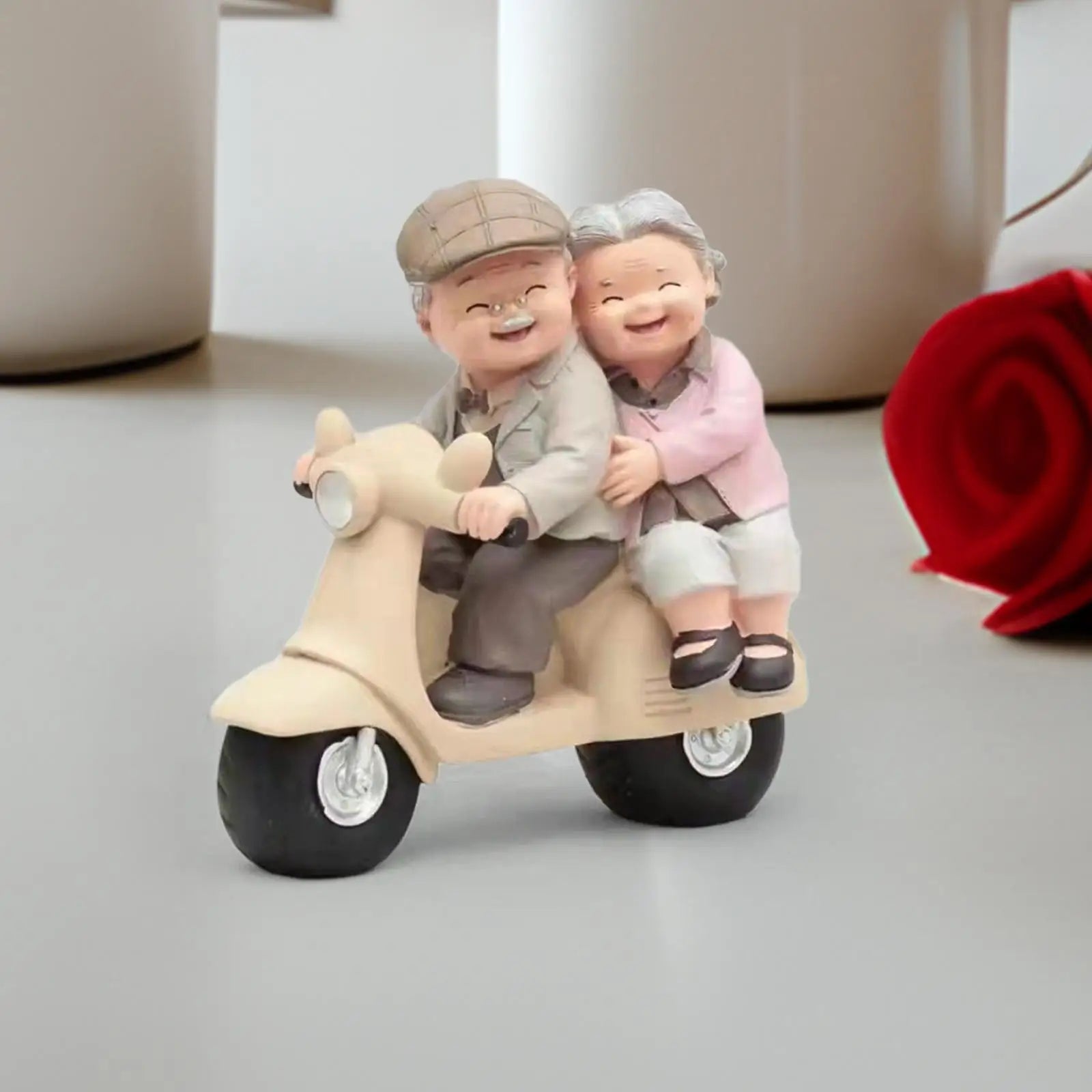 Old Couple Figurine – Resin Elderly Couple Statue Home Decor Resin Couple Figurine Zpaxo
