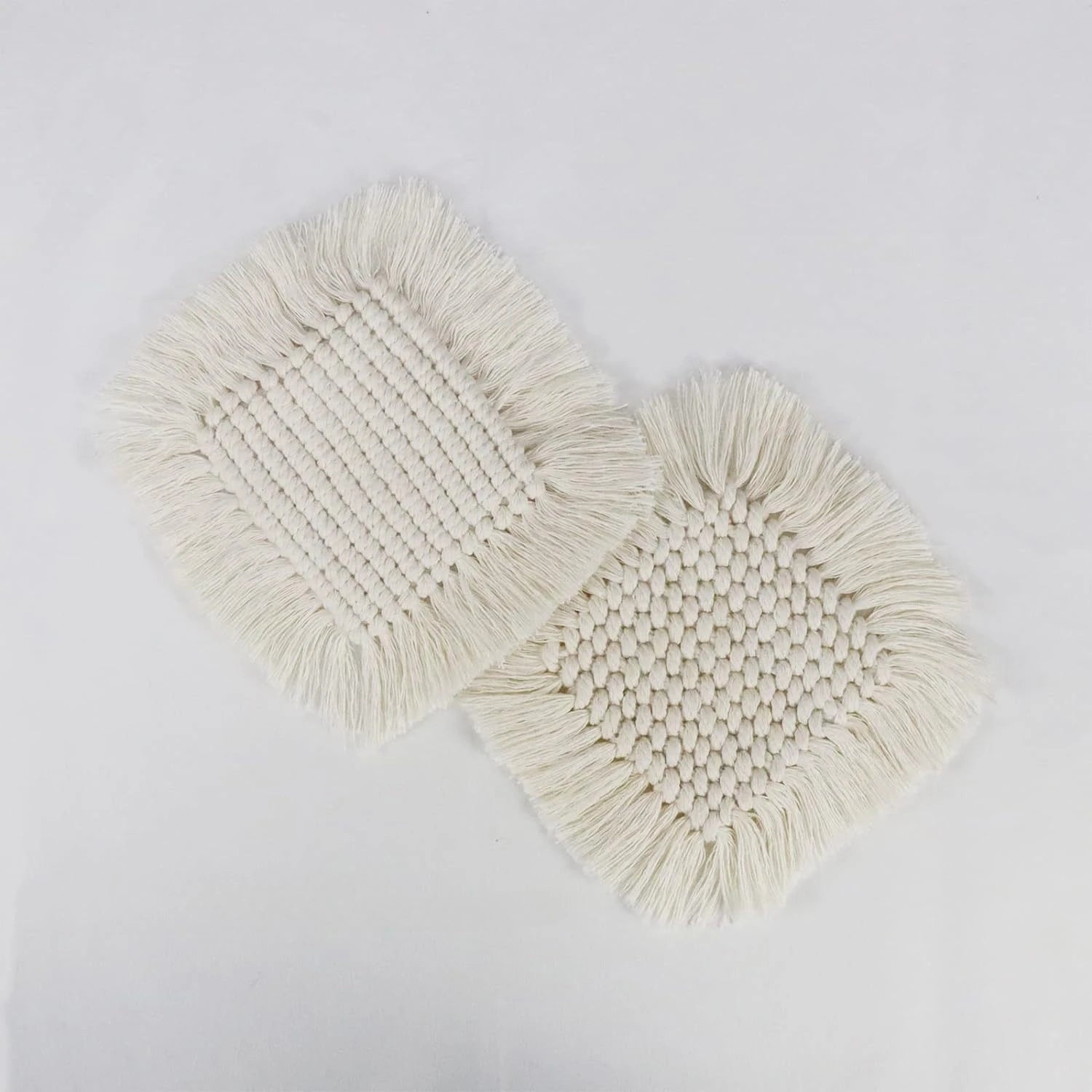 Woven coasters circular anti slip mats party mats picnic outdoor mats cotton ropes are essential modern and simple Zpaxo