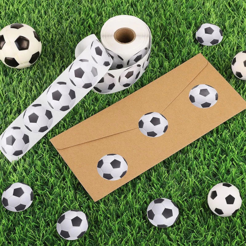 500 Black-and-white Round Soccer Stickers Self-adhesive Roll Perfect