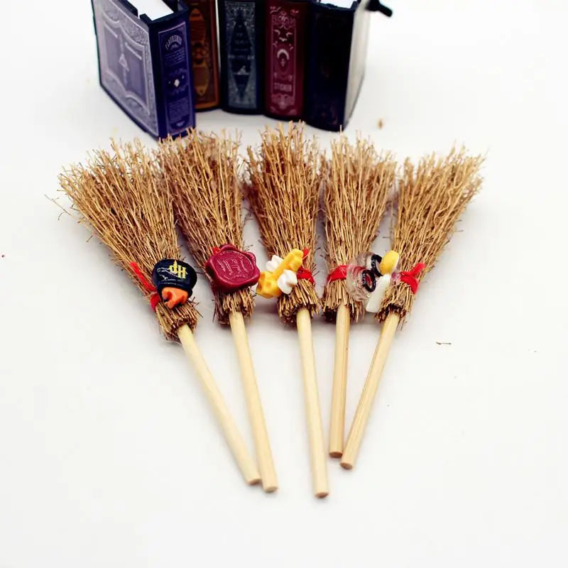 5-Pack Halloween Miniature Broomsticks – DIY Craft & Dollhouse Miniature Craft Decor Zpaxo