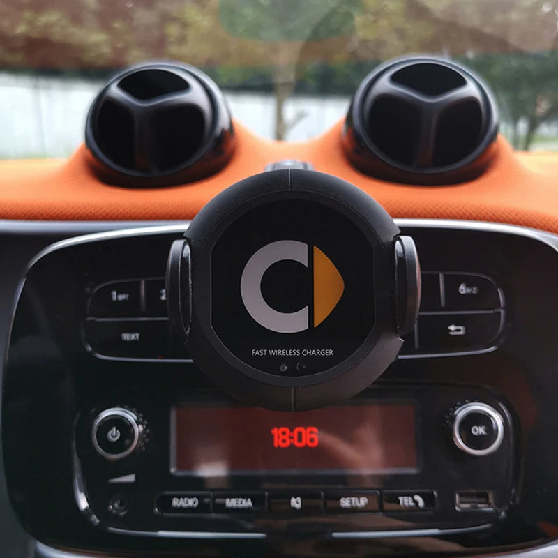 Auto-Clamping Qi Wireless Car Mount – Mercedes Smart 453 & 451