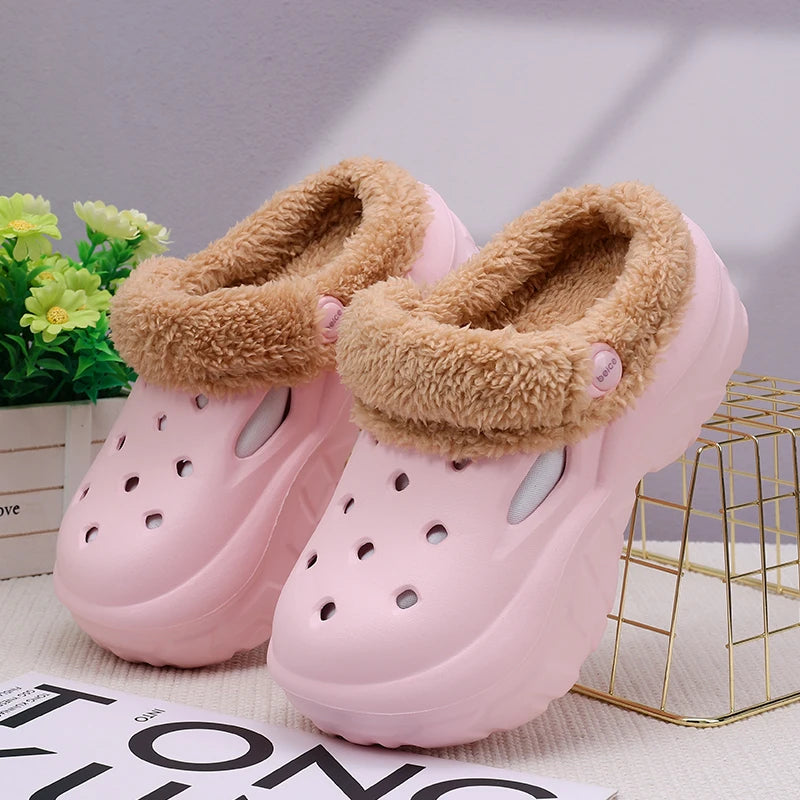 Plush Slippers 2025 Winter Men's Women's Thick Heels Soft-soled Beach