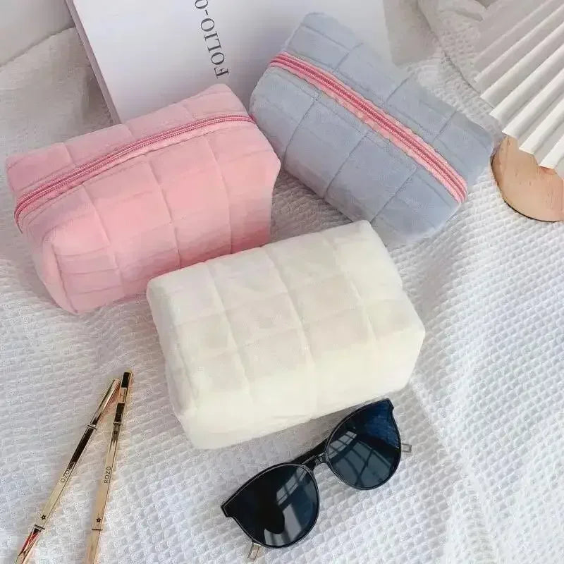 Pillow Makeup Bag – Large Capacity Zipper Cosmetic Pouch