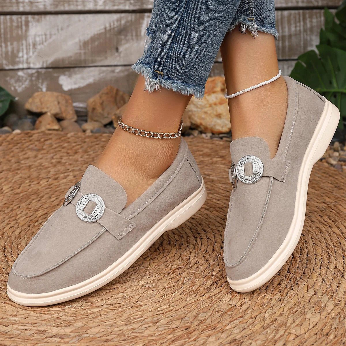 Women Loafers 2025 new Slip on Flats Shoes Ladies Brand Spring Autumn Casual Flat Shoes Plus Size Comfortable Sneakers Women Zpaxo