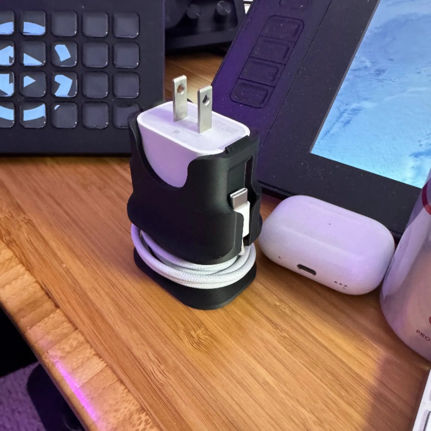 Apple 20w USB C Adapter Charger Case Brick Like Companion That