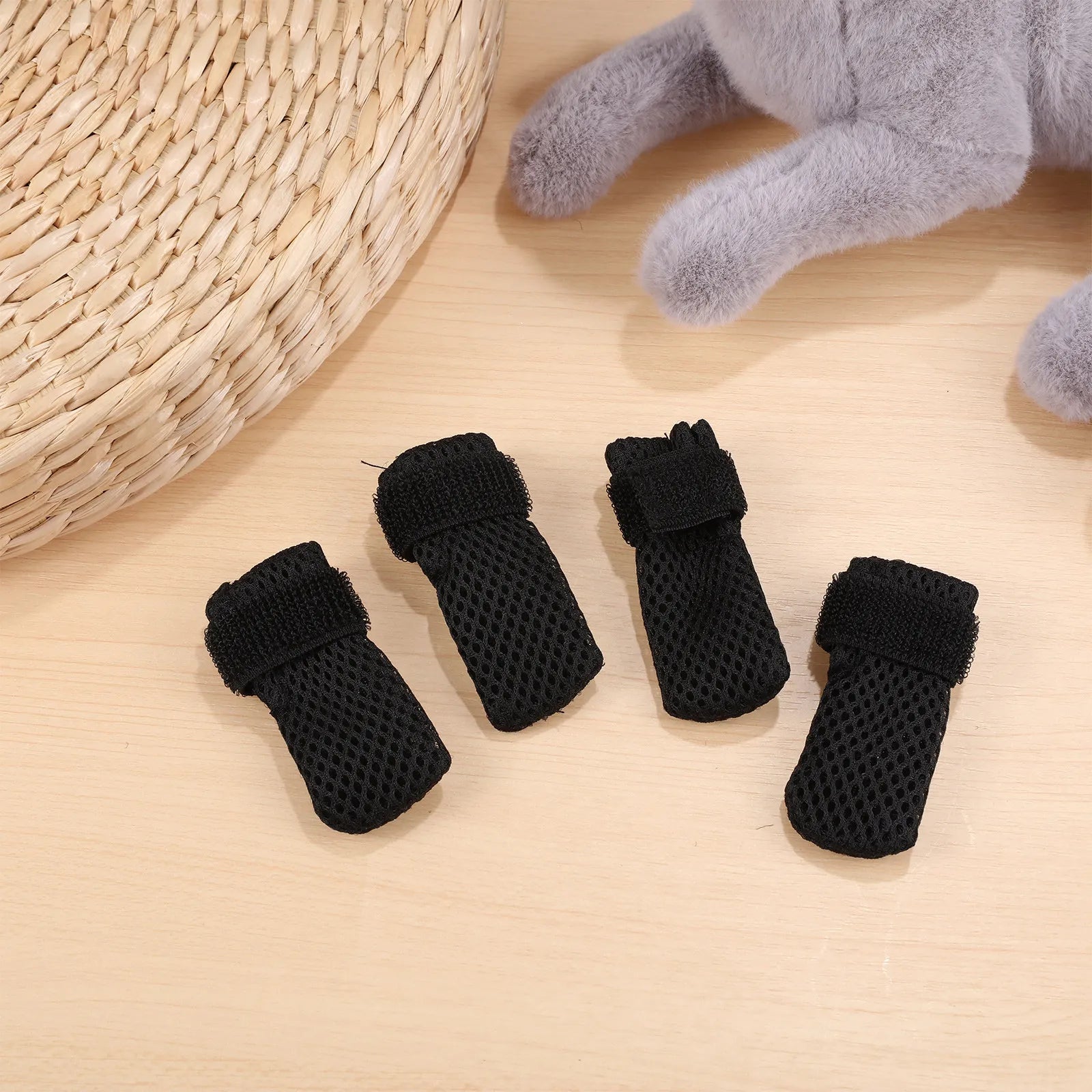 Cat Shoes Protective Adjustable Paw Covers Anti-scratch Claw Caps