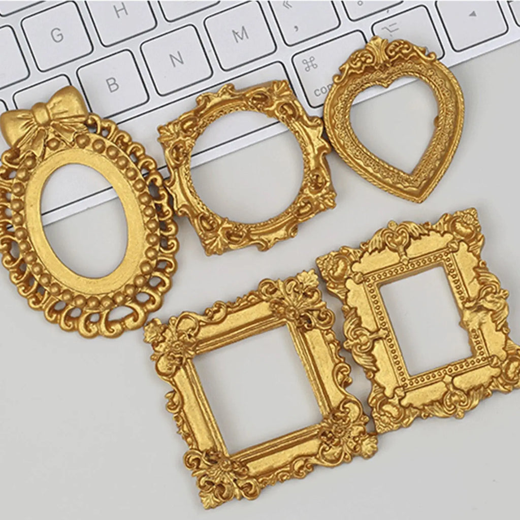 Mini Picture Frame Retro Baroque Style Golden Resin Scrapbooking Embellishments Desktop Ornaments Mini Photo Booth Props Zpaxo