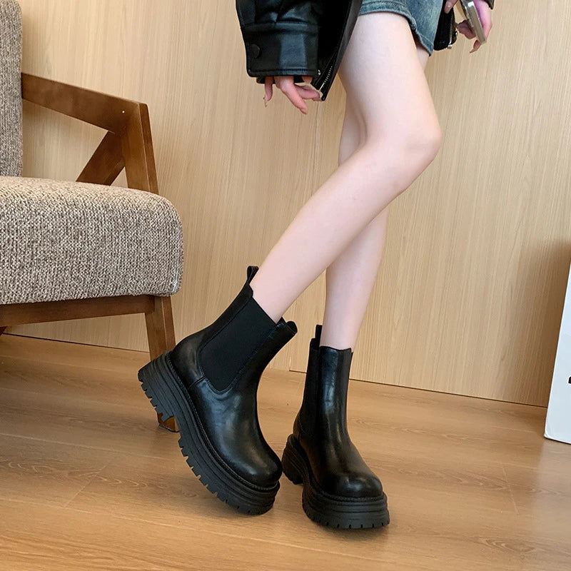 Womens Black Leather Platform Chelsea Boots Elastic Side Panels Zpaxo