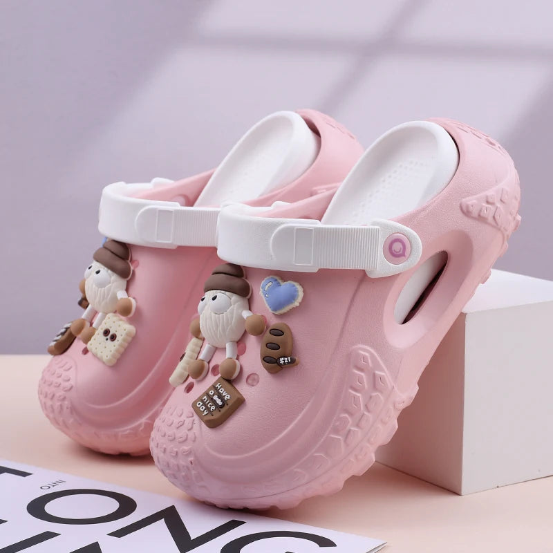 2025 Summer 3D Cartoon Design Women Slippers Fashion Garden Clogs Men