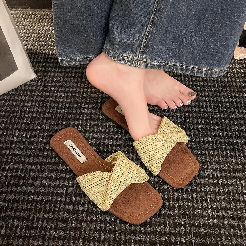 2025 Summer Fashion Low Heel Ladies Slippers Open Toe Female Square Zpaxo