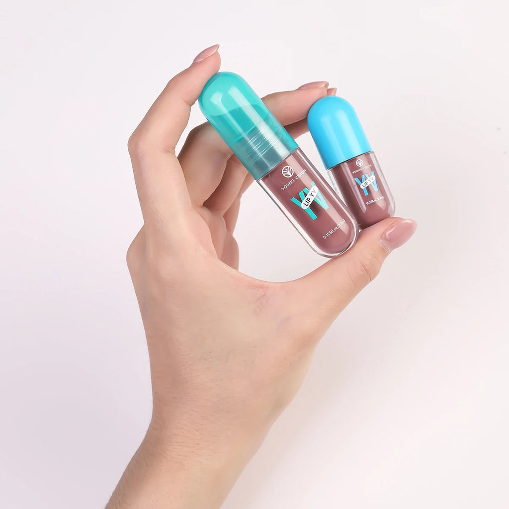 Portable Lip Oil – Compact, Travel-Friendly, Moisturizes Dry Lips Instantly, Ideal for Busy Women, Students, and Party Looks Tha Zpaxo