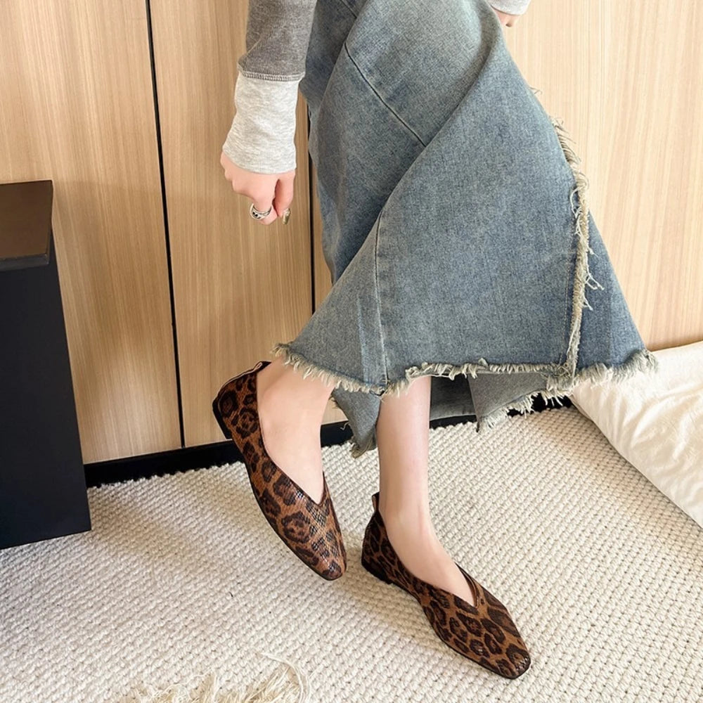 Big 35-43Snake Pattern Leather Woman Square Toe Shallow Ballet Flats