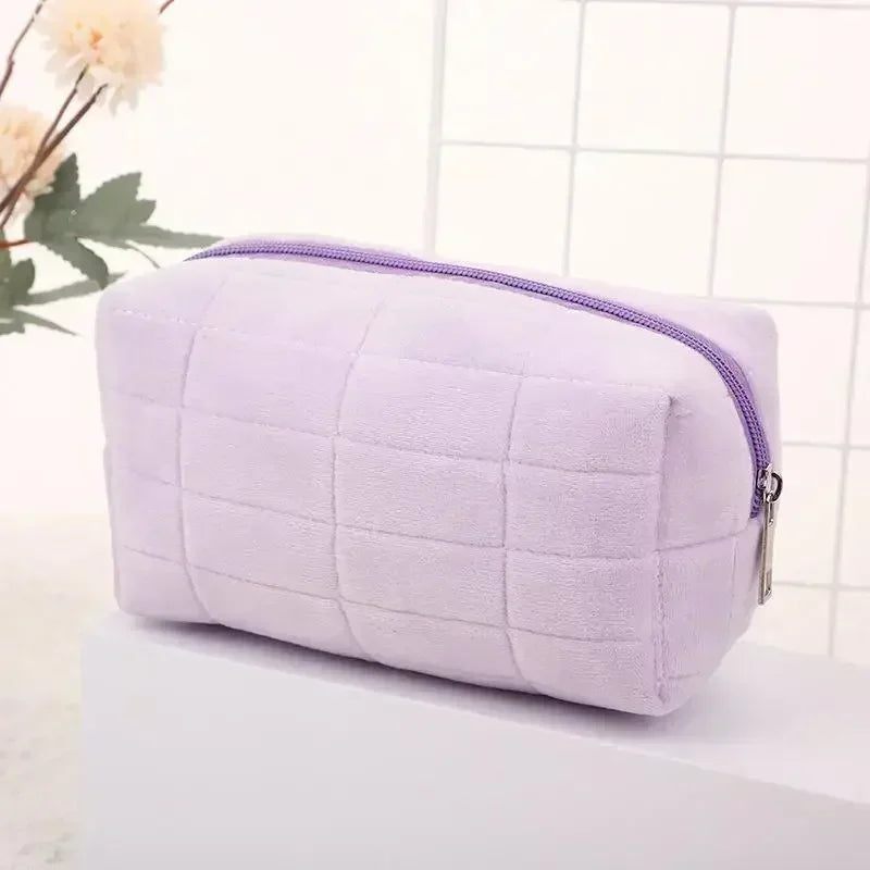 Large Fur Cosmetic Bag – Travel Makeup & Toiletry Organizer Cosmetic Organizer Bag Zpaxo Cream purple