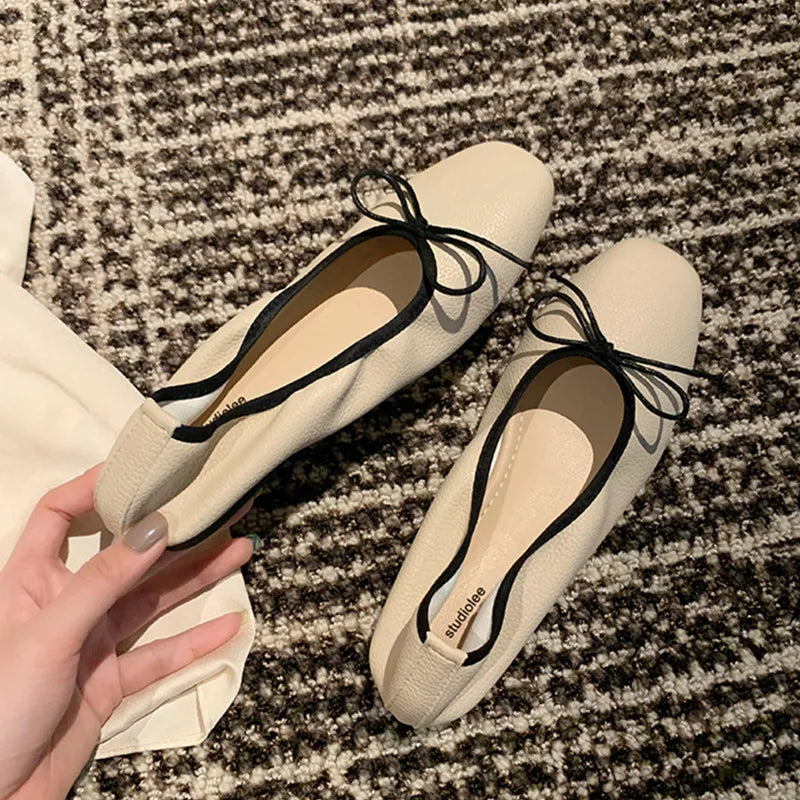 Large Flat Women's Shoes Spring Summer Gentle Bow Square Shallow Flat Soft Ballet Single Shoe for Women Shoes Ladies Black Zpaxo