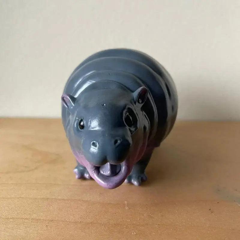 Cute Hippo Resin Figurines | Moo Deng Baby Hippopotamus Sculpture Desk Decoration | Portable Moo Deng Hippo Tabletop Statue Zpaxo