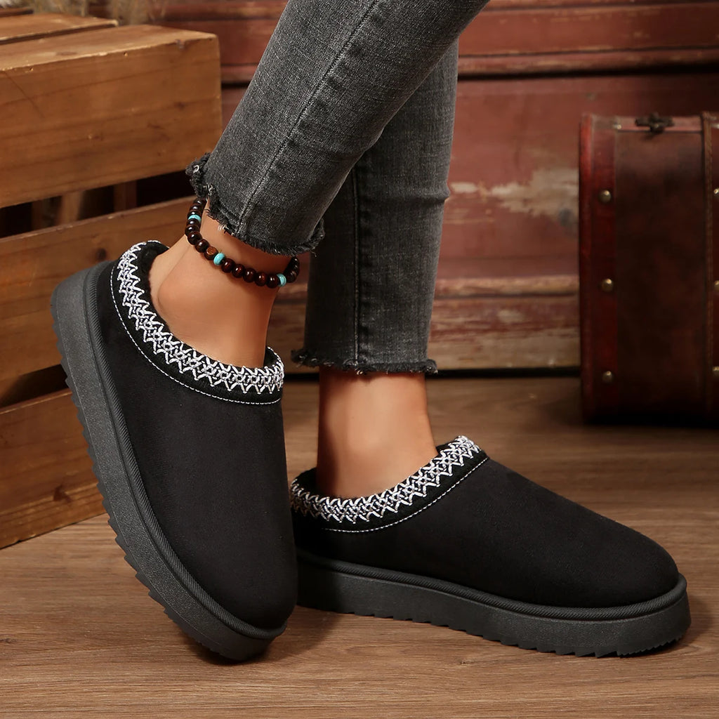 Winter Women Slippers 2025 Home Elegant Large Size Slides Women House Fashion Plush Shoes Ladies Platform Fluffy Slippers Women Zpaxo