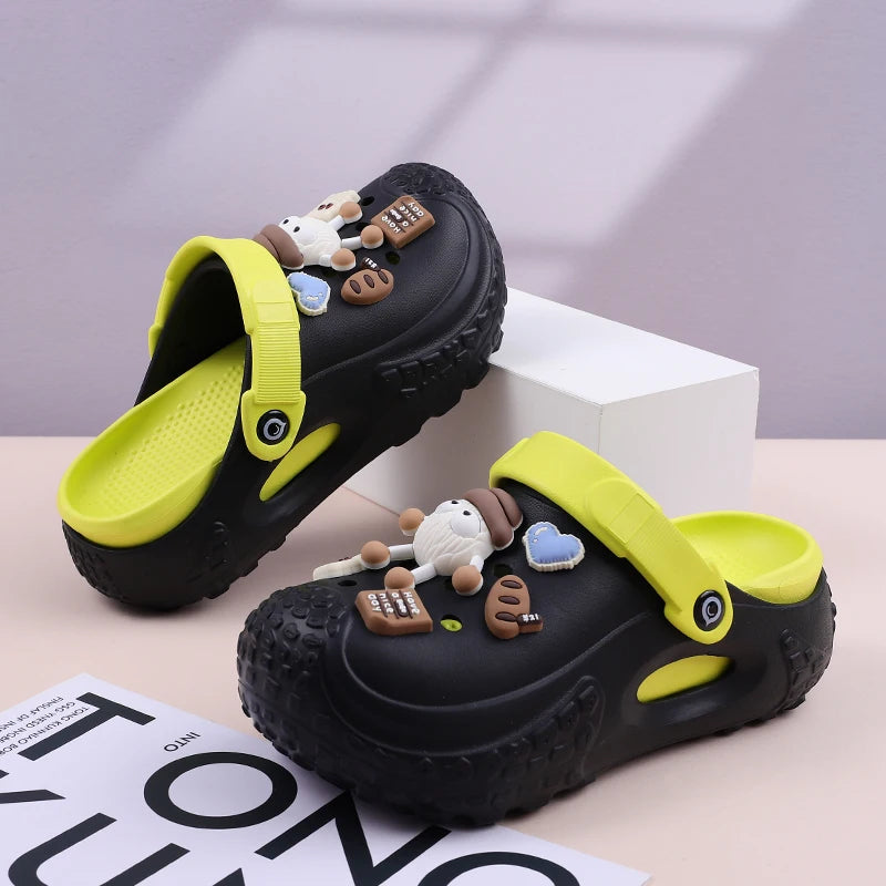 2025 Summer 3D Cartoon Design Women Slippers Fashion Garden Clogs Men