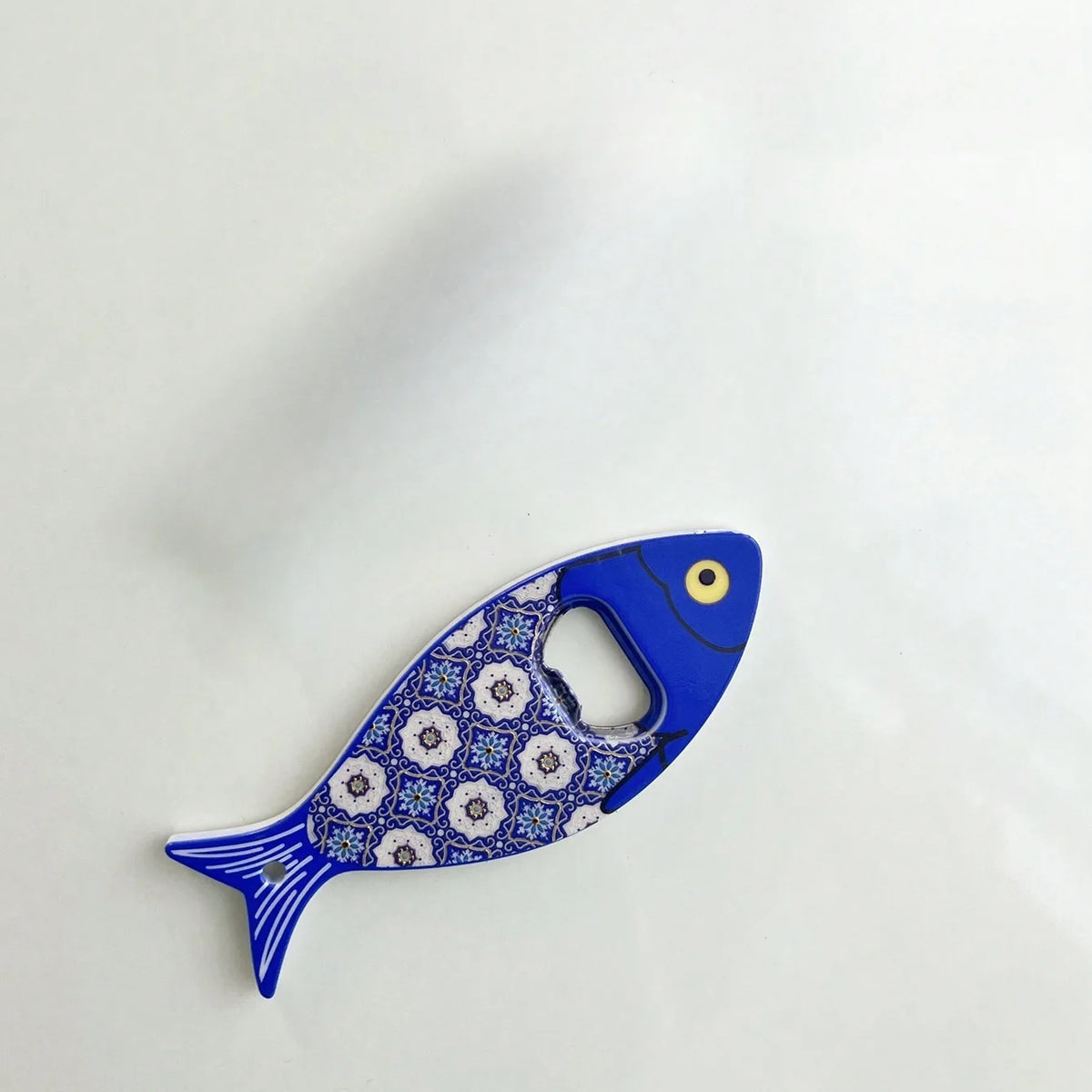 1 Fish Fridge Magnet Bottle Opener Hand Made Acrylic Art Blue Pattern Zpaxo D