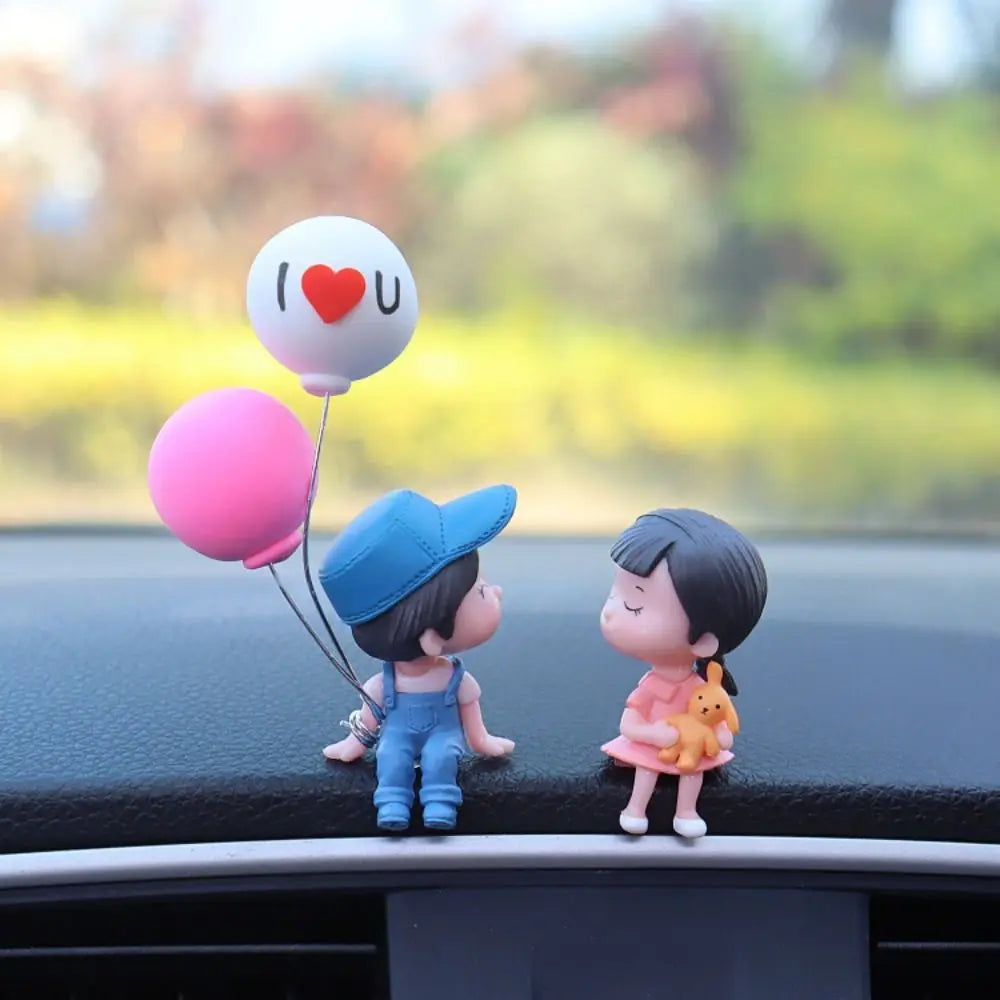 Home Decor Car Ornaments Resin Cartoon Cartoon Couples Model Toys Creative Cute Kiss Balloon Action Figure Men and Women Zpaxo B