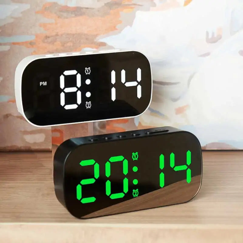 3D LED Digital Alarm Clock with Large Display - Dual Alarm, Snooze, Temperature & Date - 5 Level Brightness & Night Mode Moder Zpaxo