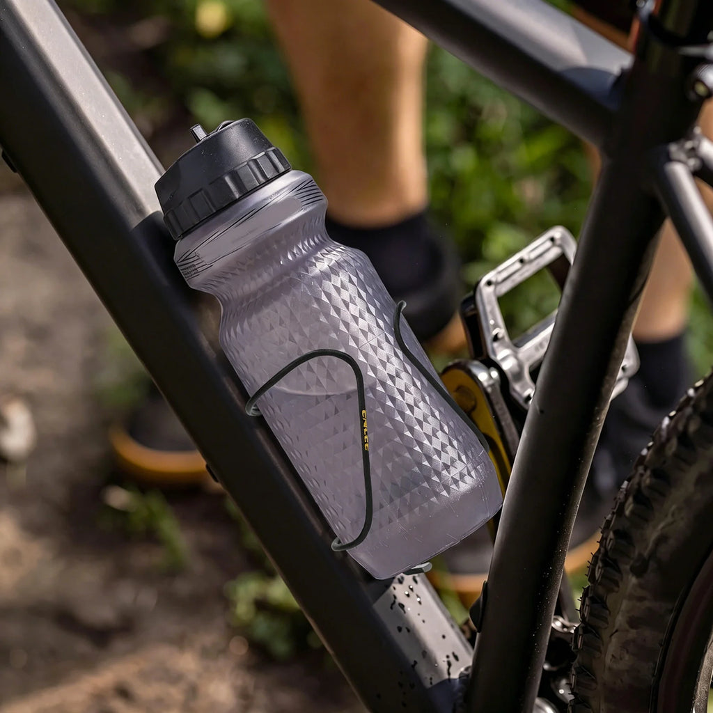 Bicycle Water Bottle Cage Ultra Lightweight Bikes Holder High-carbon