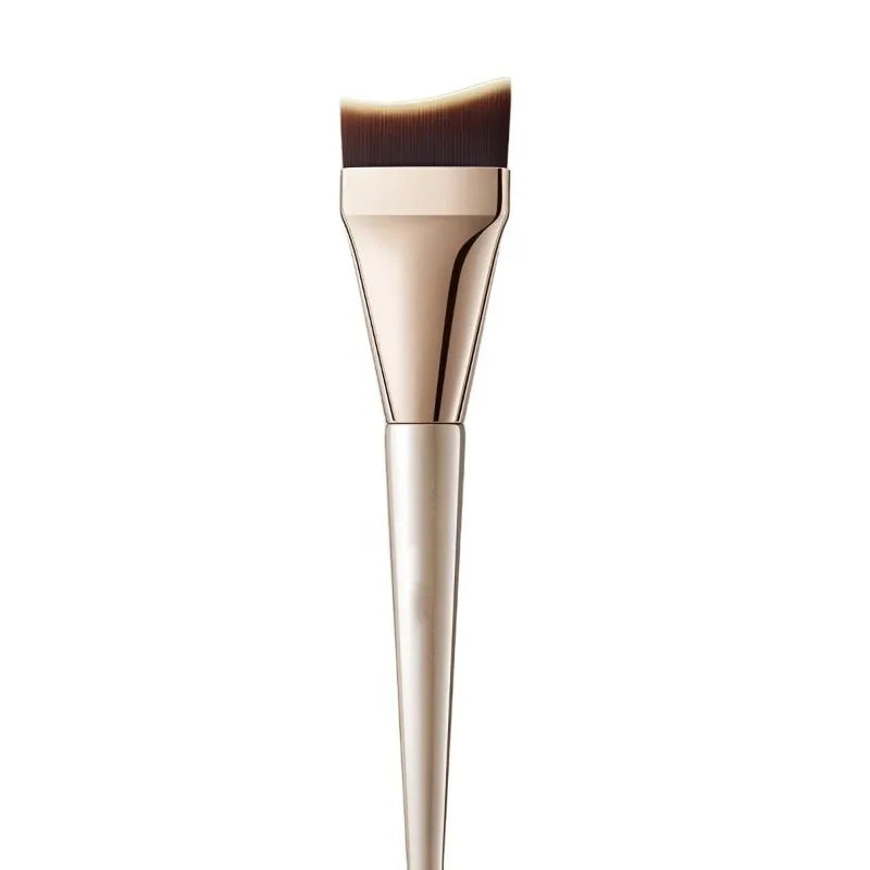 1 Ultra-thin One-line Foundation Brush Crescent-shaped Paint-free