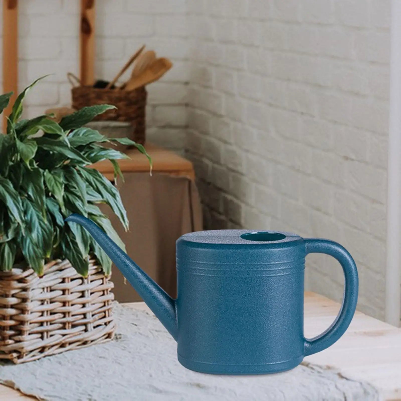 Watering Can Household Practical Modern for Home Office Saving Effort Lightweight Ergonomic Handle Watering Pot Easy to Use Zpaxo blue 1L