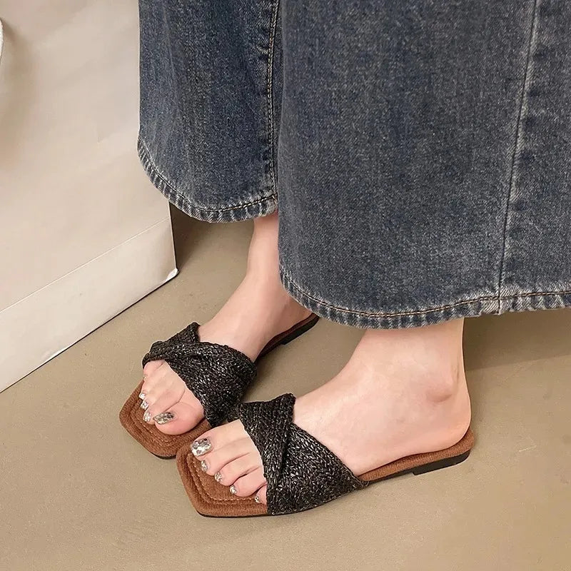 2025 Summer Fashion Low Heel Ladies Slippers Open Toe Female Square Zpaxo