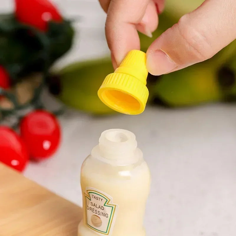 4/8pcs Mini Condiment Squeeze Bottles 25ml Honey/Ketchup/Soy Sauce/Salad Dressing Dispensers Lunchbox Squeezable Containers Jars Zpaxo