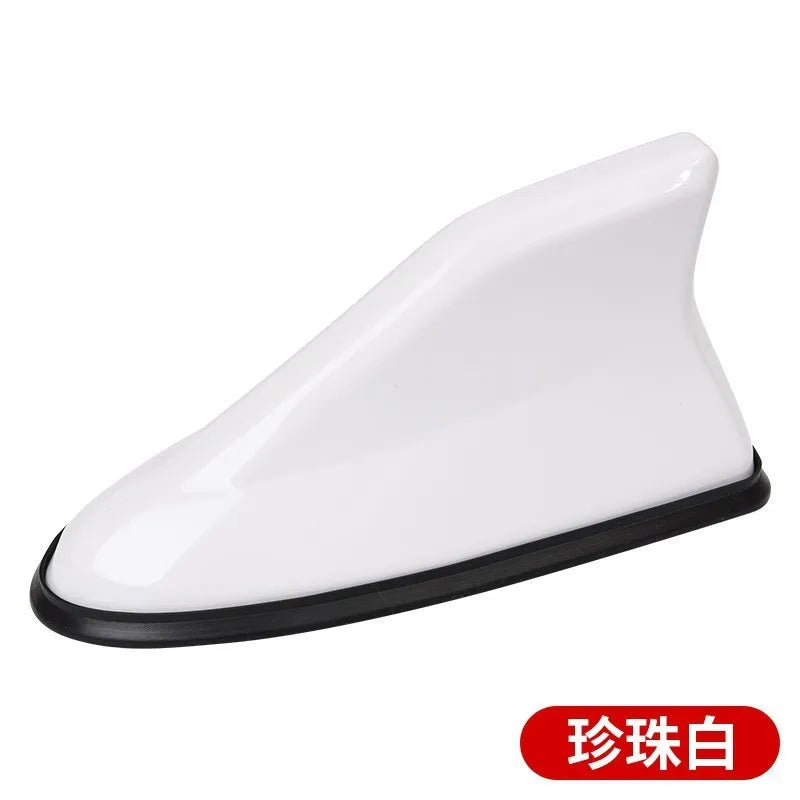 Shark Fin Antenna Cover – Carbon Fiber Look, Universal Fit