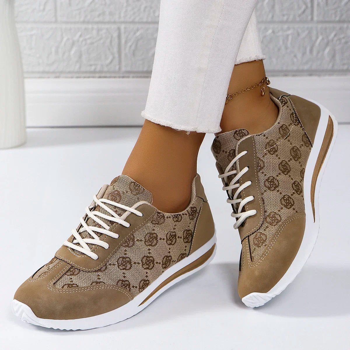 Sneakers Women Lightweight Flats Casual Comfortable Shoes Fashion