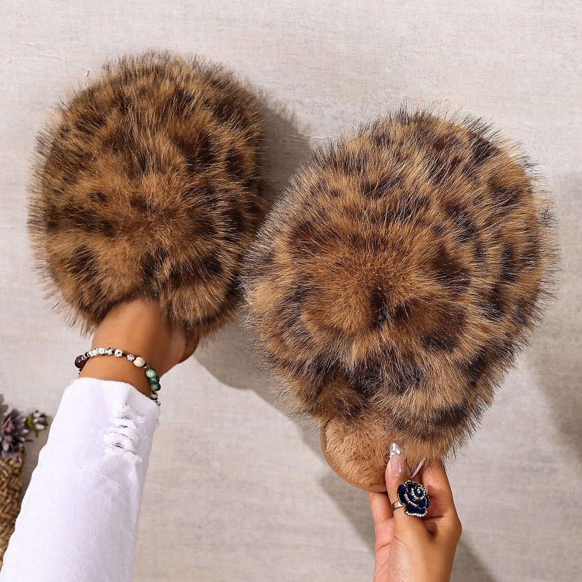 Women Slippers Anti-slip Home Cotton Slides Women Warm Faux Fur Indoor Fluffy Slippers Women Autumn Winter House Shoes Female Zpaxo Brown 42-43