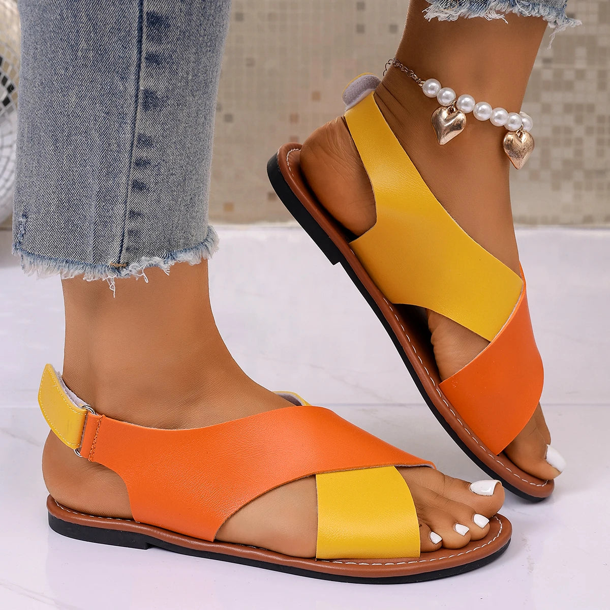 2026 Women Flat Sandals Summer Mix Luxury Designer Shoes Casual Beach Zpaxo