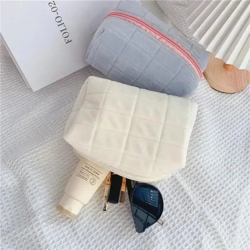 Pillow Makeup Bag – Large Capacity Zipper Cosmetic Pouch