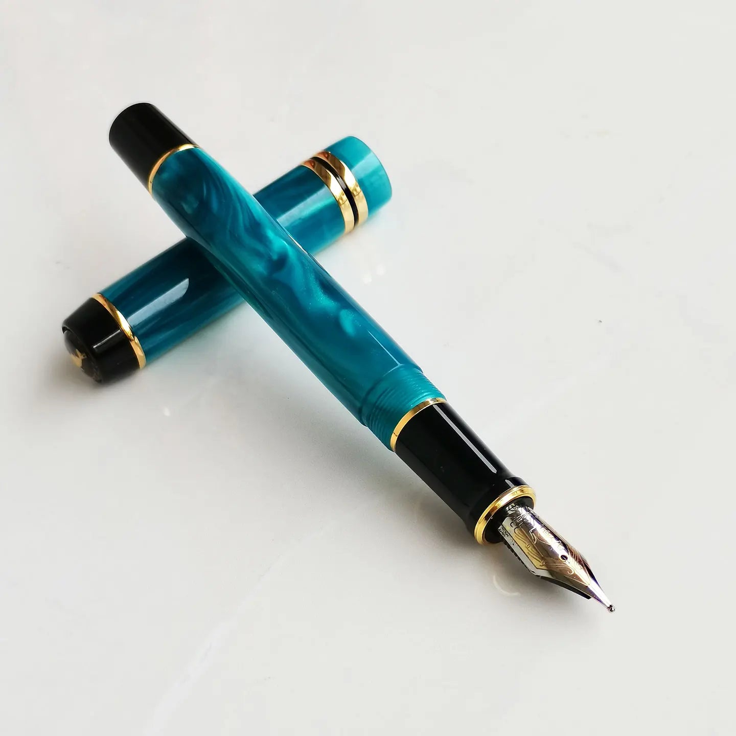 Kaigelu 316 Blue Acrylic Fountain Pen 2025 New Product Student Calligraphy Practice Ink Pen Office Business Gift Zpaxo