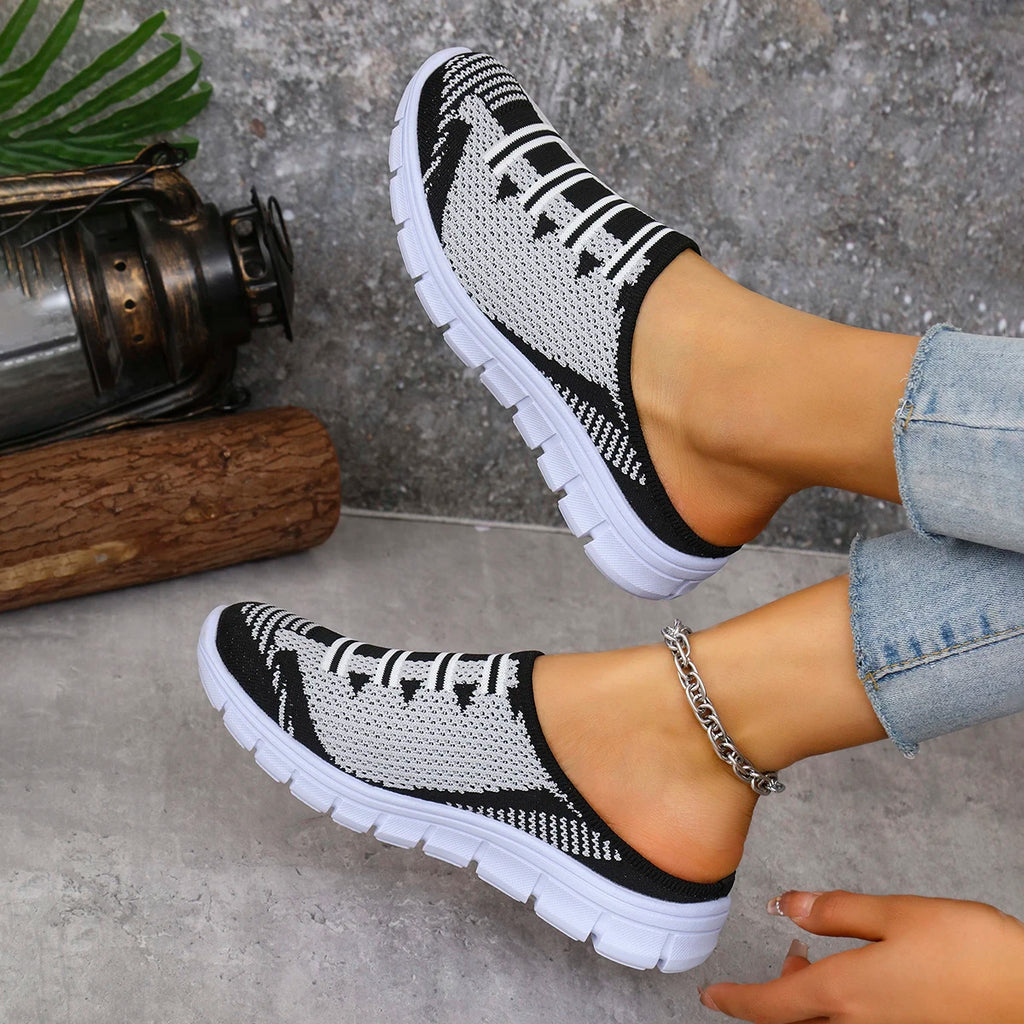 Slippers Female 2025 Lightweight Round Toe Women Mules Flats Soft Zpaxo